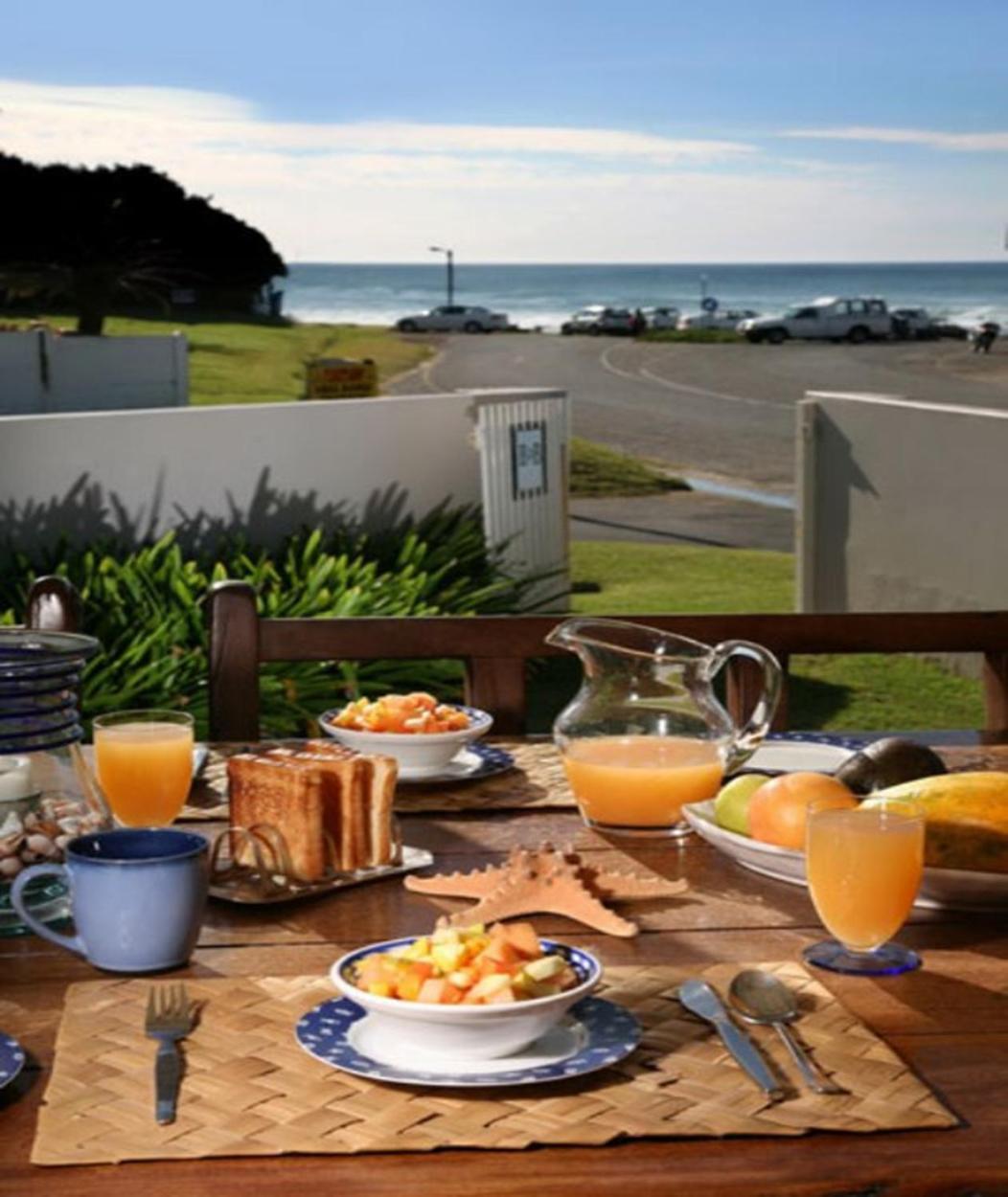 Breeze Inn Guesthouse Kiddʼs Beach Zewnętrze zdjęcie