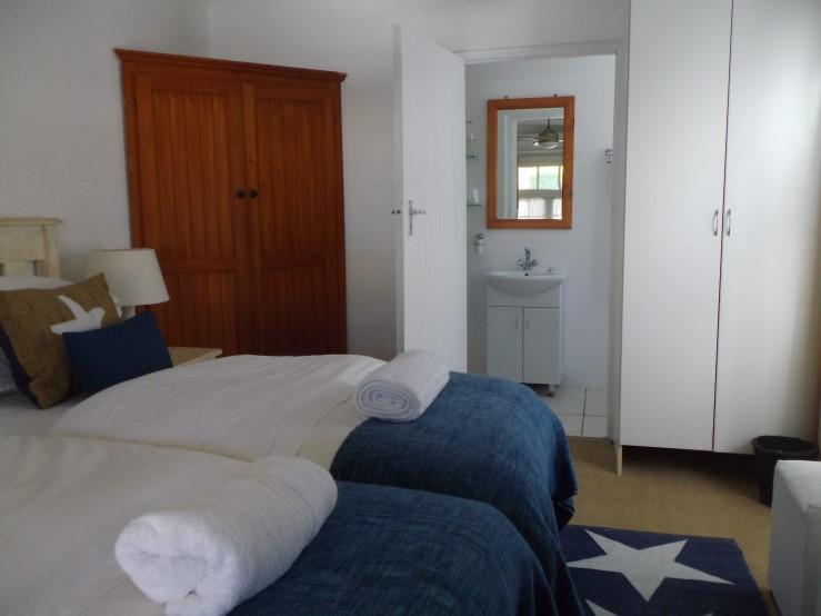 Breeze Inn Guesthouse Kiddʼs Beach Zewnętrze zdjęcie