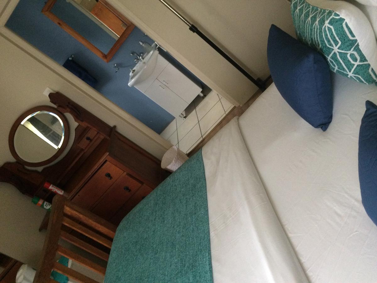 Breeze Inn Guesthouse Kiddʼs Beach Pokój zdjęcie
